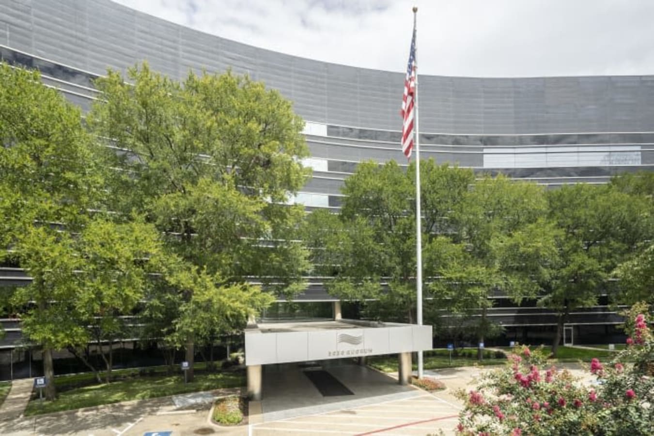 Image 2 of 5050 Quorum Drive, Dallas