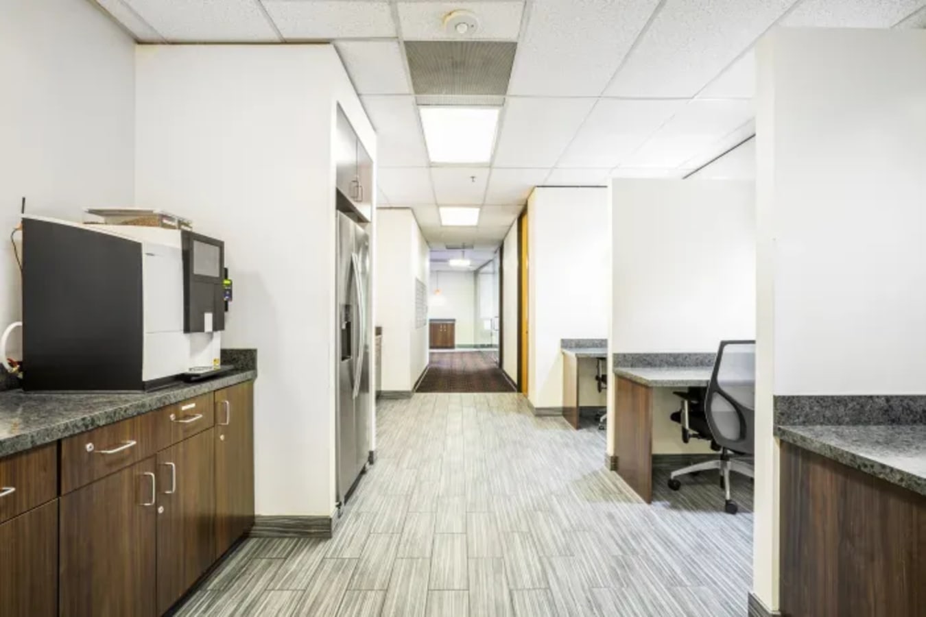 Image 7 of 5050 Quorum Drive, Dallas