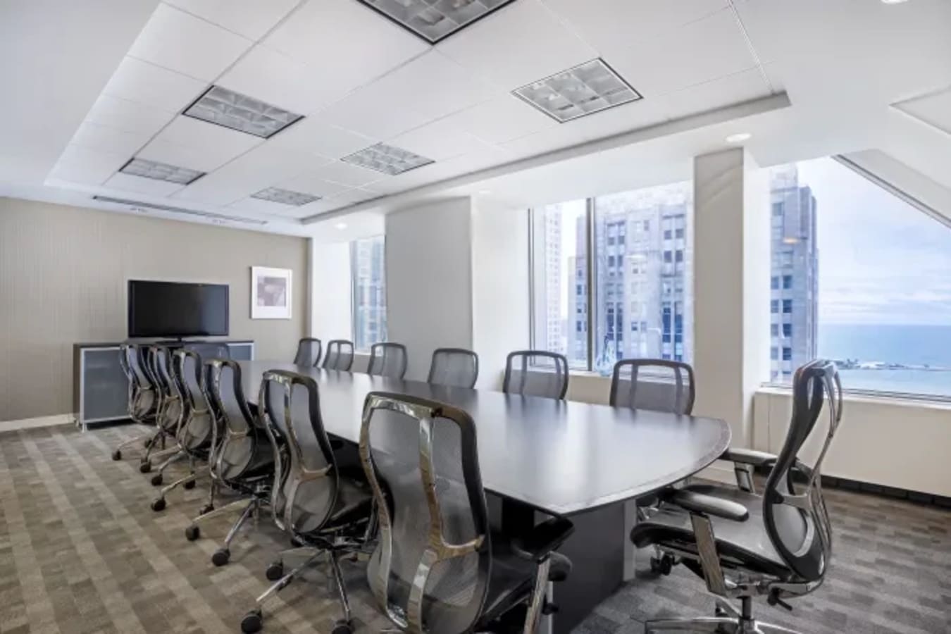 Image 1 of 875 North Michigan Avenue, Chicago