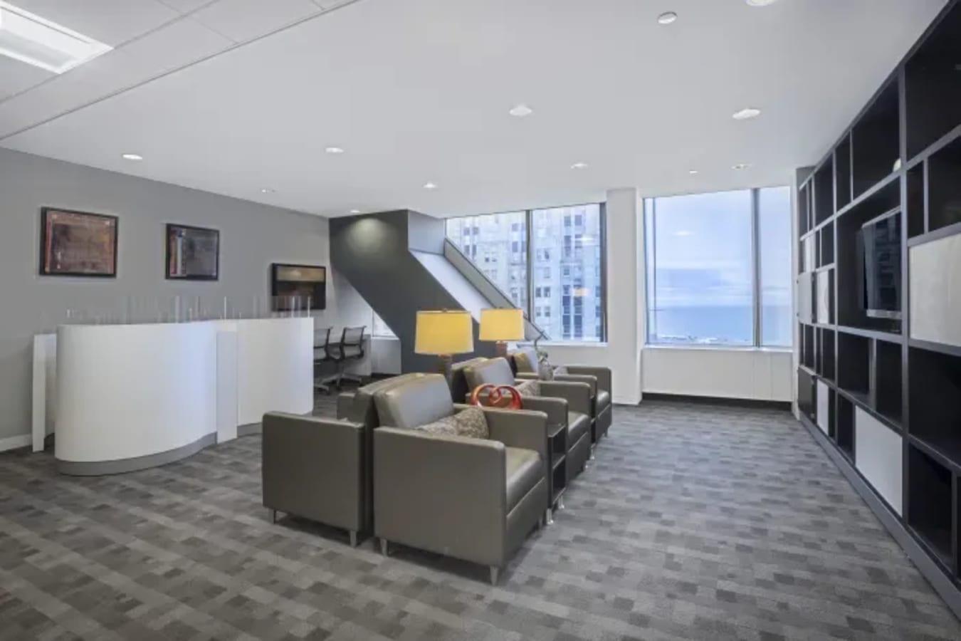 Image 3 of 875 North Michigan Avenue, Chicago