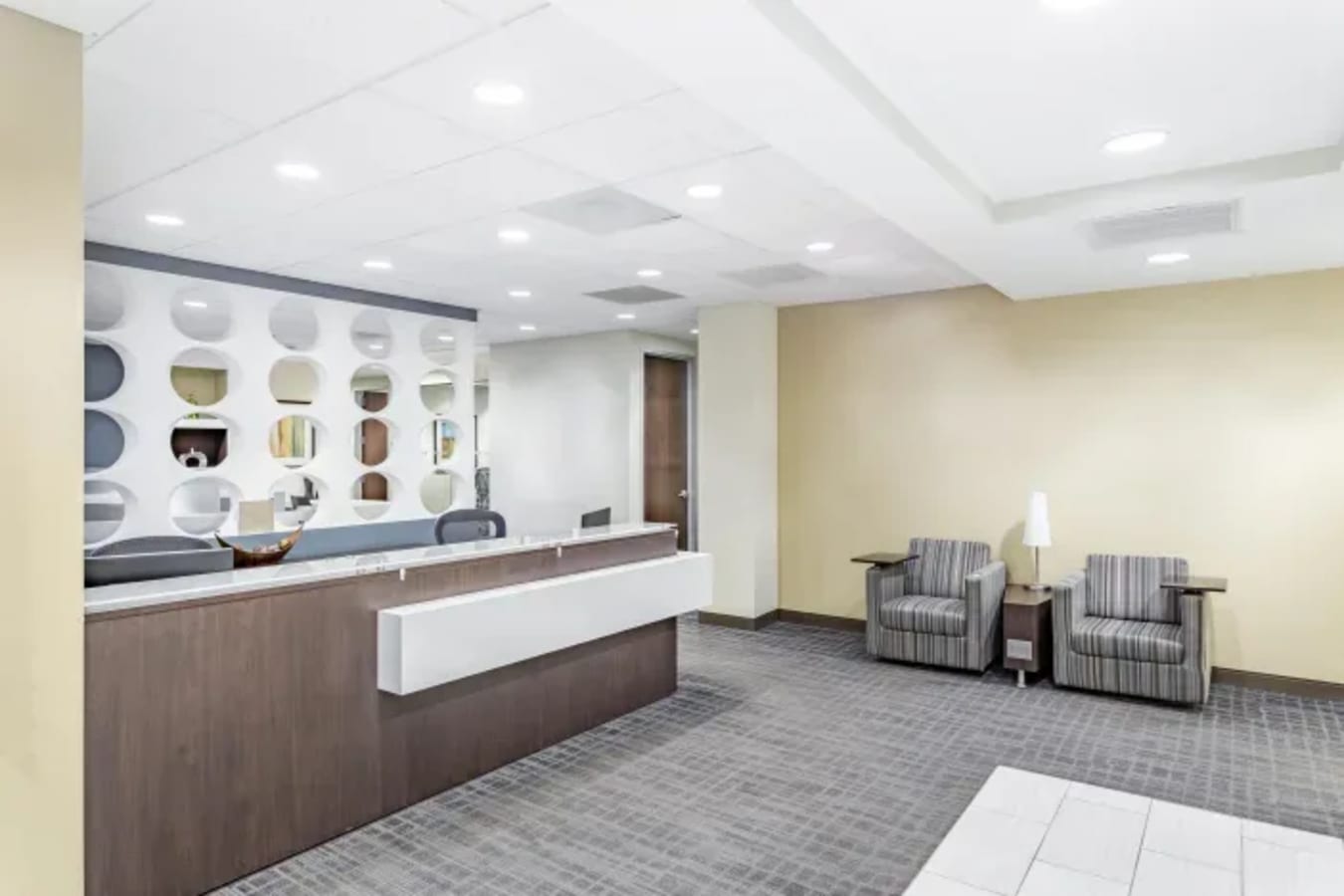 Image 4 of 1201 Northwest Briarcliff Parkway, Kansas City