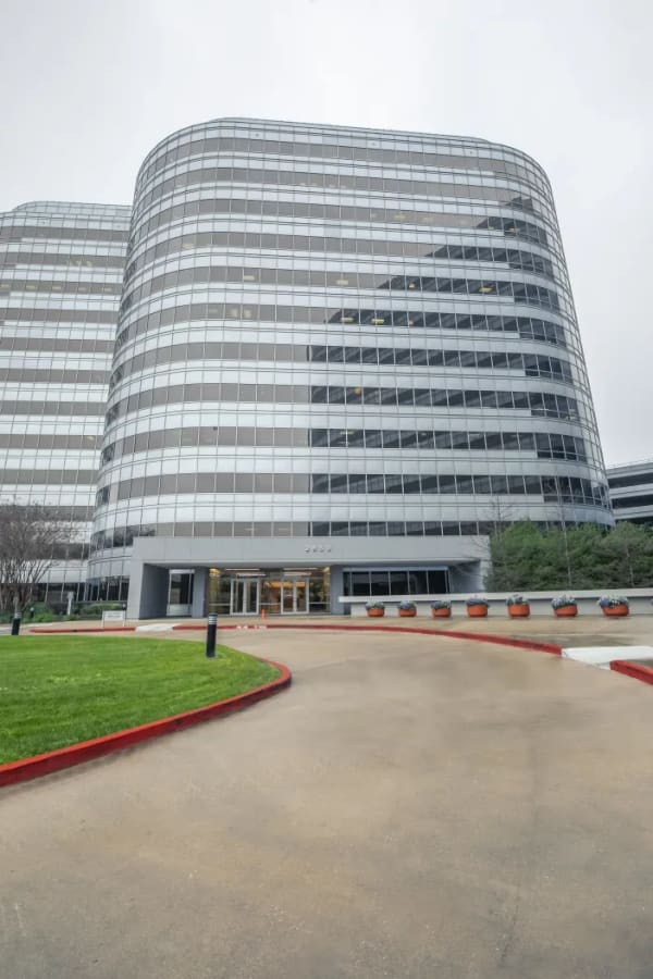 Image 3 of 2950 North Loop West, Houston