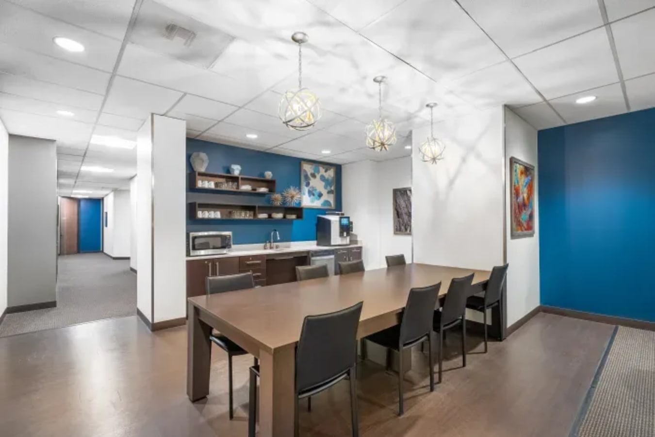 Image 8 of 1341 West Mockingbird Lane, Dallas