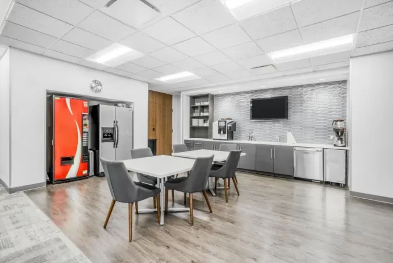 Image 7 of 1821 Walden Office Square, Schaumburg