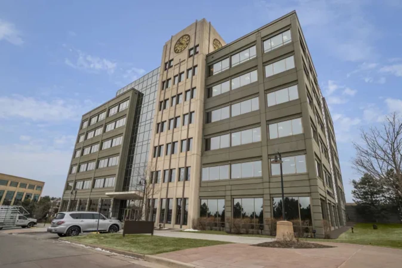 Image 3 of 8400 East Crescent Parkway, Greenwood Village
