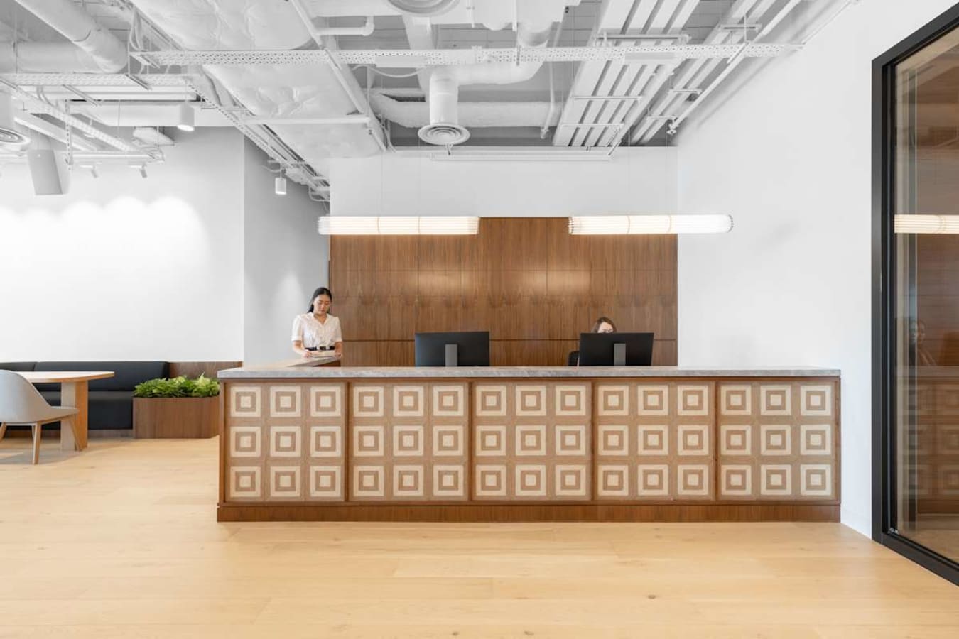 Modern coworking space with sleek design on Hennessy Road. Ideal for dynamic work environments.