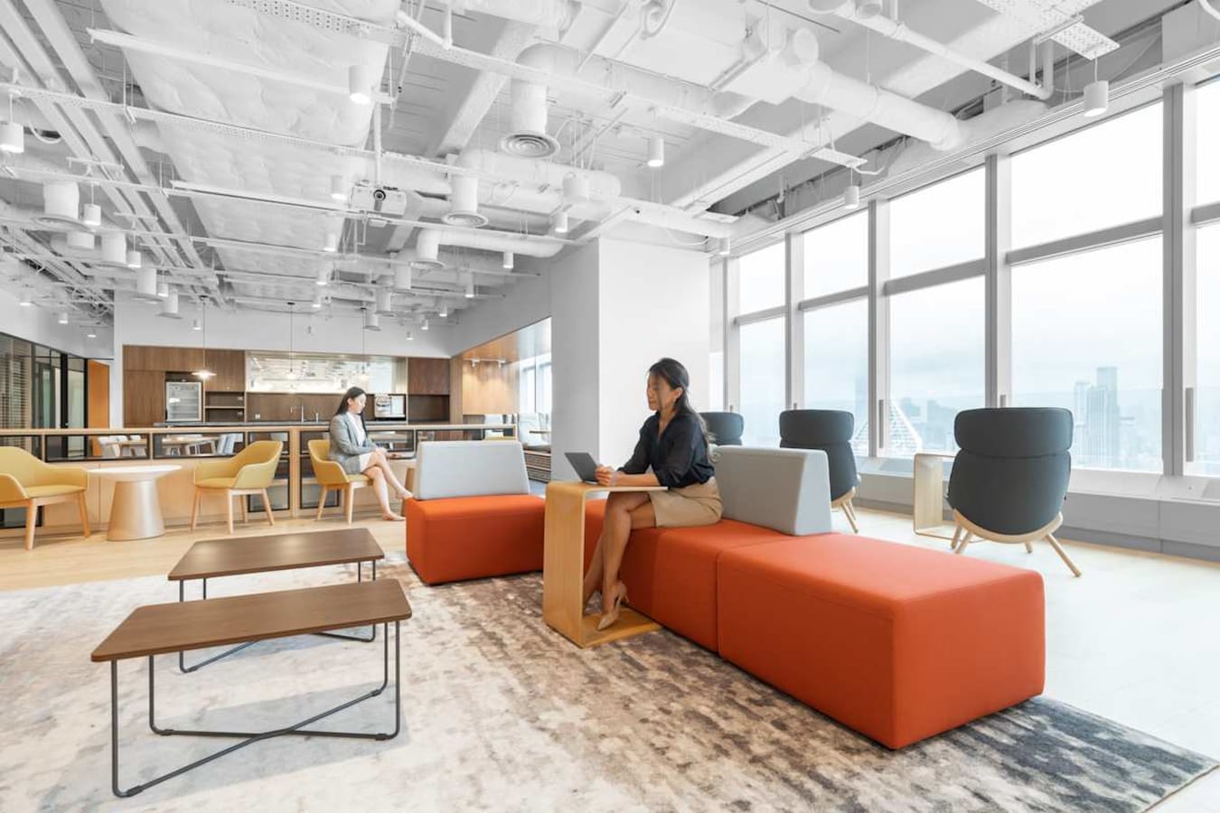 Bright, modern coworking space with flexible seating and city views on Hennessy Road.