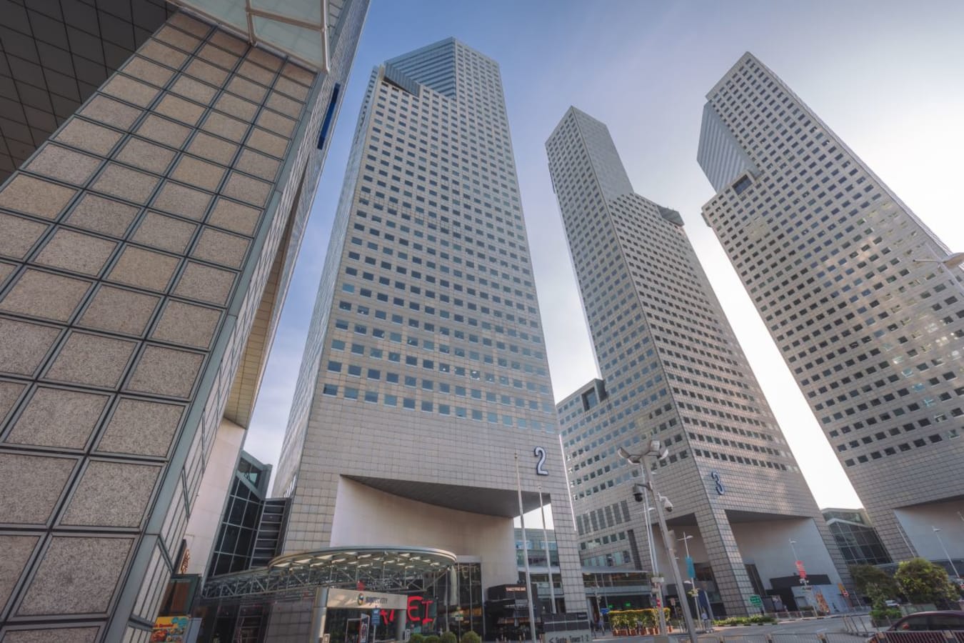 Image 13 of 9 Temasek Boulevard, Singapore