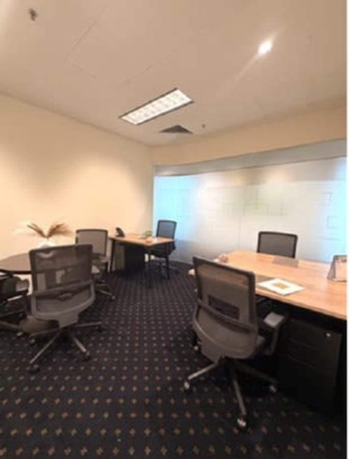 Image 4 of Level 42 Suntec Tower Three, 8 Temasek Boulevard, North Buona Vista Drive