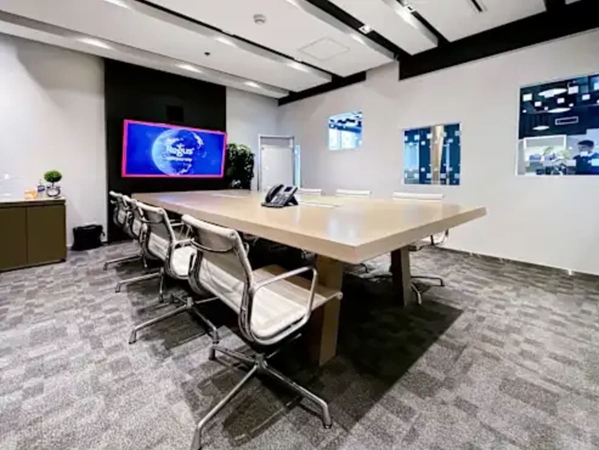 Modern coworking space in Fort Bonifacio featuring a sleek conference room with high-tech amenities.