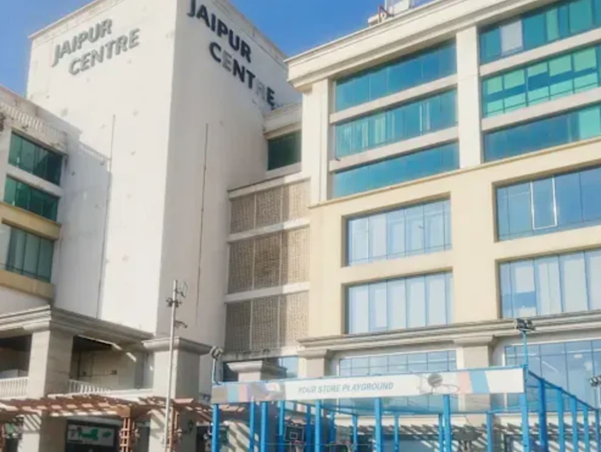 Modern coworking space in Jaipur offering flexible office solutions and vibrant community.