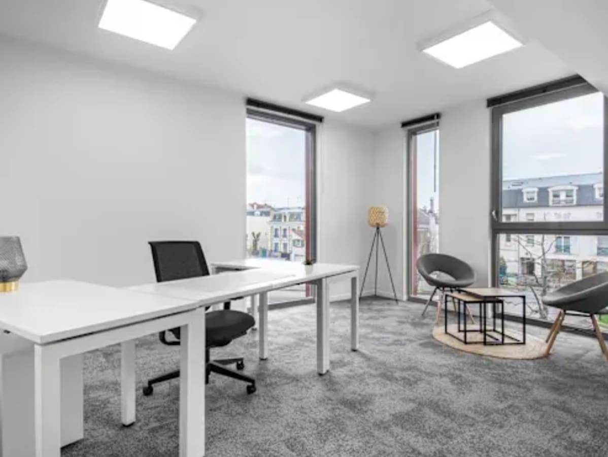 Image 4 of 14th Floor, A/328, Shyamal Cross Rd, Rajmani Society, Shyamal, Ahmedabad