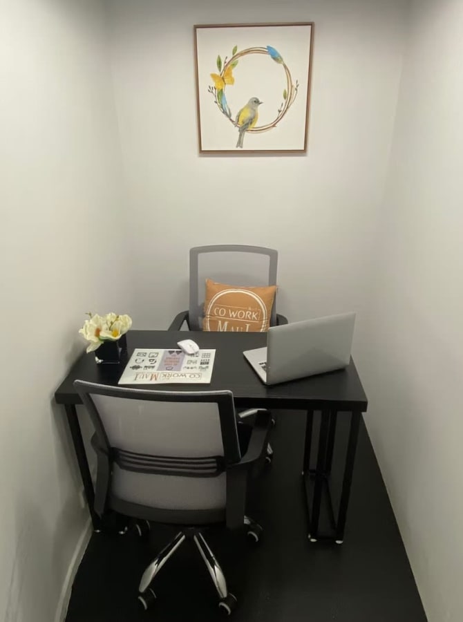 Cozy workspace in Hysan Avenue with modern desk and chair, perfect for focused productivity.