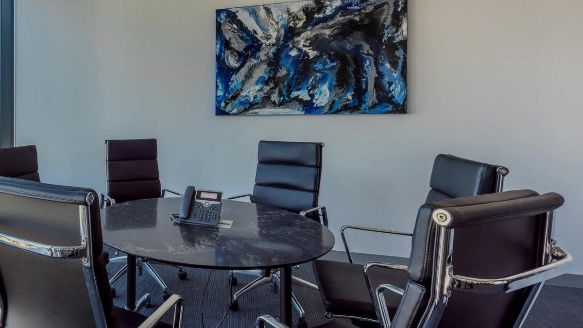 Office Space for 4 - $1,730/month - Dandenong (Ref:61a1a3aafaa77