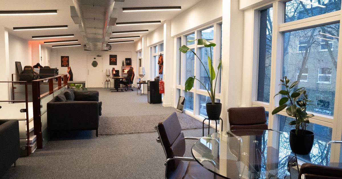 Kingsland Passage Office Space for Rent 2 Offices Rubberdesk