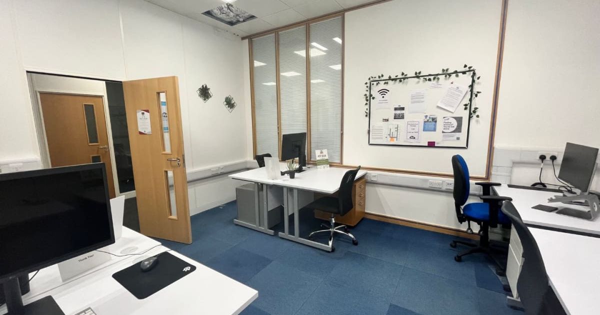 Crawley Office Space for Rent 5 Offices Rubberdesk