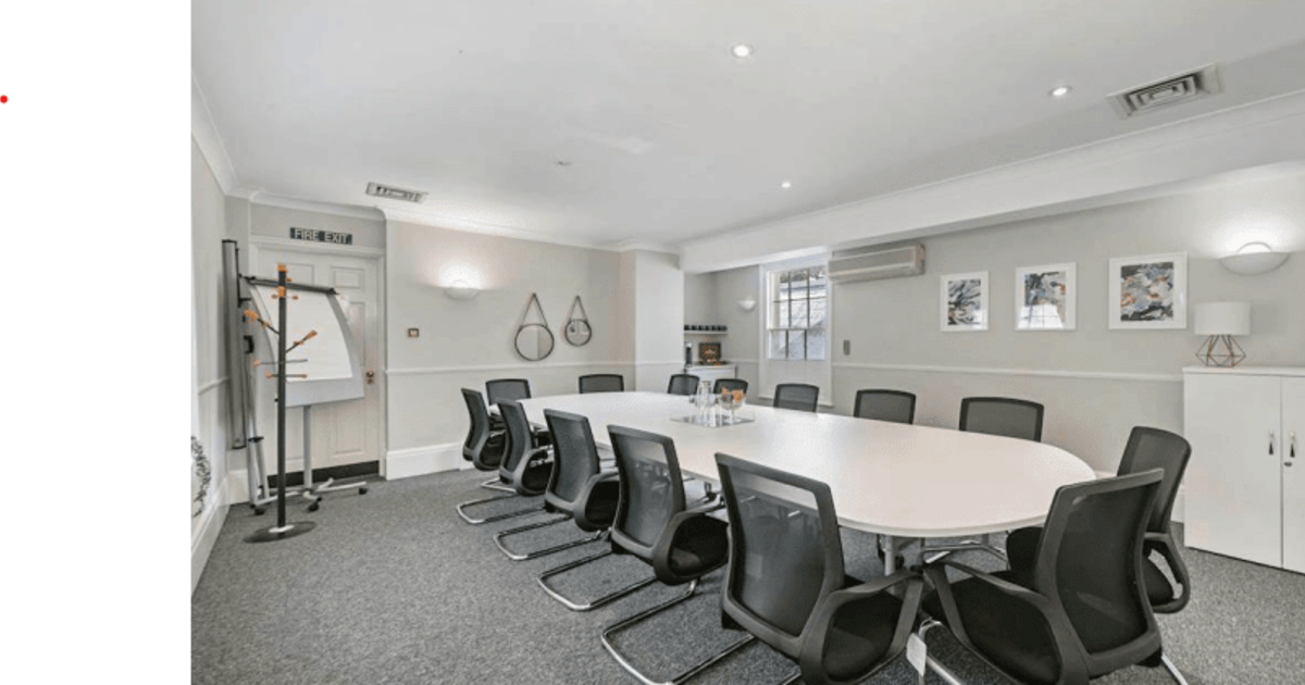 7 Office Spaces for Rent in Finchampstead Rubberdesk