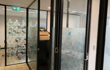 10 Desks Office Space