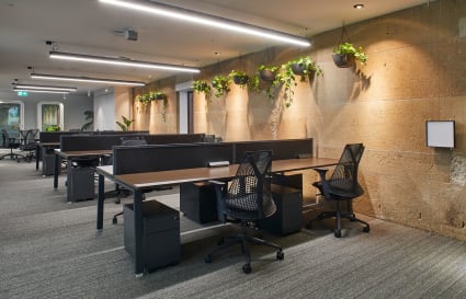 8 Person External Suite with Meeting Room