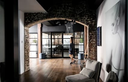 A private suite for 6 pax