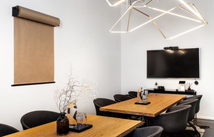 Coworking Desks - Shared Space