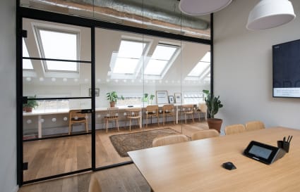 18 Person External Private Office in London | 552 sq ft