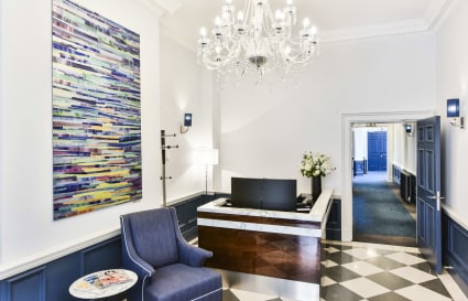 14 Person Private Office Available | 1,000 sqft