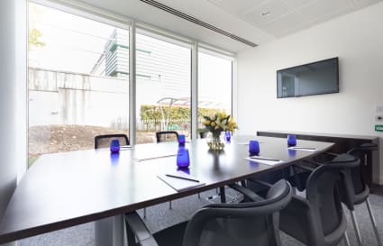 5 Person External Private Office in Reading | 192 Sq. Ft.