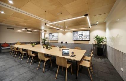 12 Person External Private Office in Melbourne