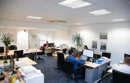 10 Person Private Office in London | 370 Sq. Ft.