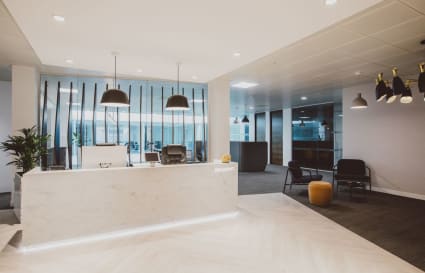 External Private Office for up to 14 people | 555 Sq. Ft.