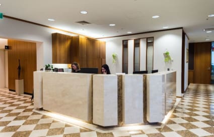 External 4 person office space with views