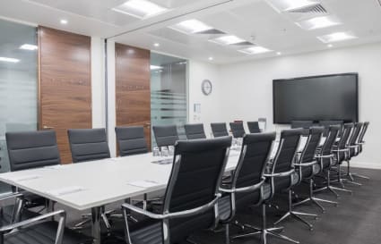 13 Person External Private Office in Liverpool | 540 Sq. Ft.