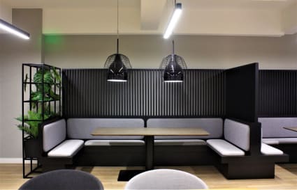12 Person Private Office in London | 350 Sq. Ft.