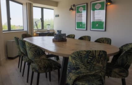 6 Person Private Office in London | 216 sqft