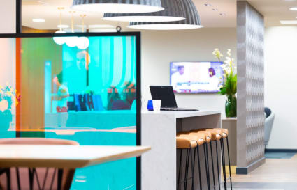 External Private Office for up to 10 People | 362 Sq. Ft.