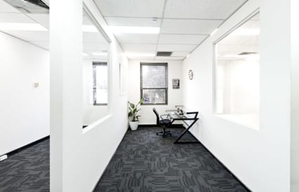 OFFICE SPACE IN PRAHRAN