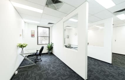 OFFICE SPACE IN PRAHRAN