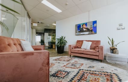 5 Person Serviced Office  