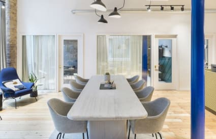 6 Person Private Office | 319 Sq. Ft.