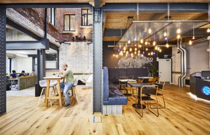 44 Person affice available + 2 internal meeting room