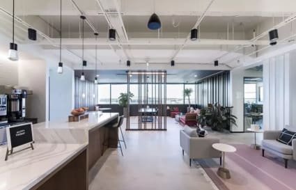 7000 Central Parkway, Atlanta