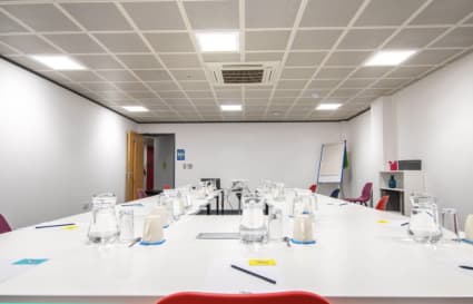 11 Person Office Space in Basingstoke