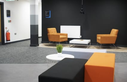 10 Person Private Office | 359 Sq. Ft.