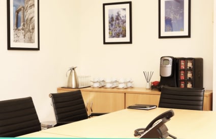 11 Person Private Office in Dorking | 410 Sq. Ft. 