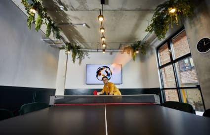 Private Office for up to 17 people