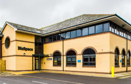 4 Person Office Space Available in LittleHampton | 158 Sq. Ft. 