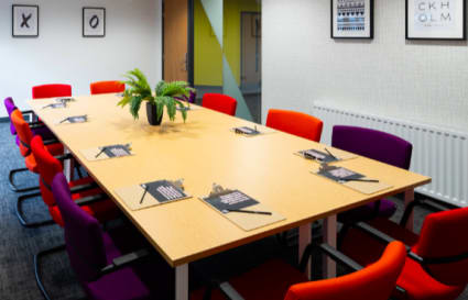 4 Person Office Space Available in LittleHampton | 158 Sq. Ft. 