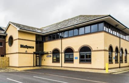 7 Person Office Space Available in Littlehampton | 266 Sq. Ft. 