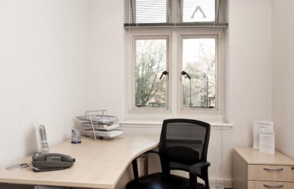 10 Person Private Office in Oxford | 347 Sq. Ft.